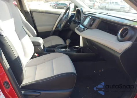 2017 Toyota Rav4 Xle from USA, damaged, VIN JTMRFREVXHJ136009